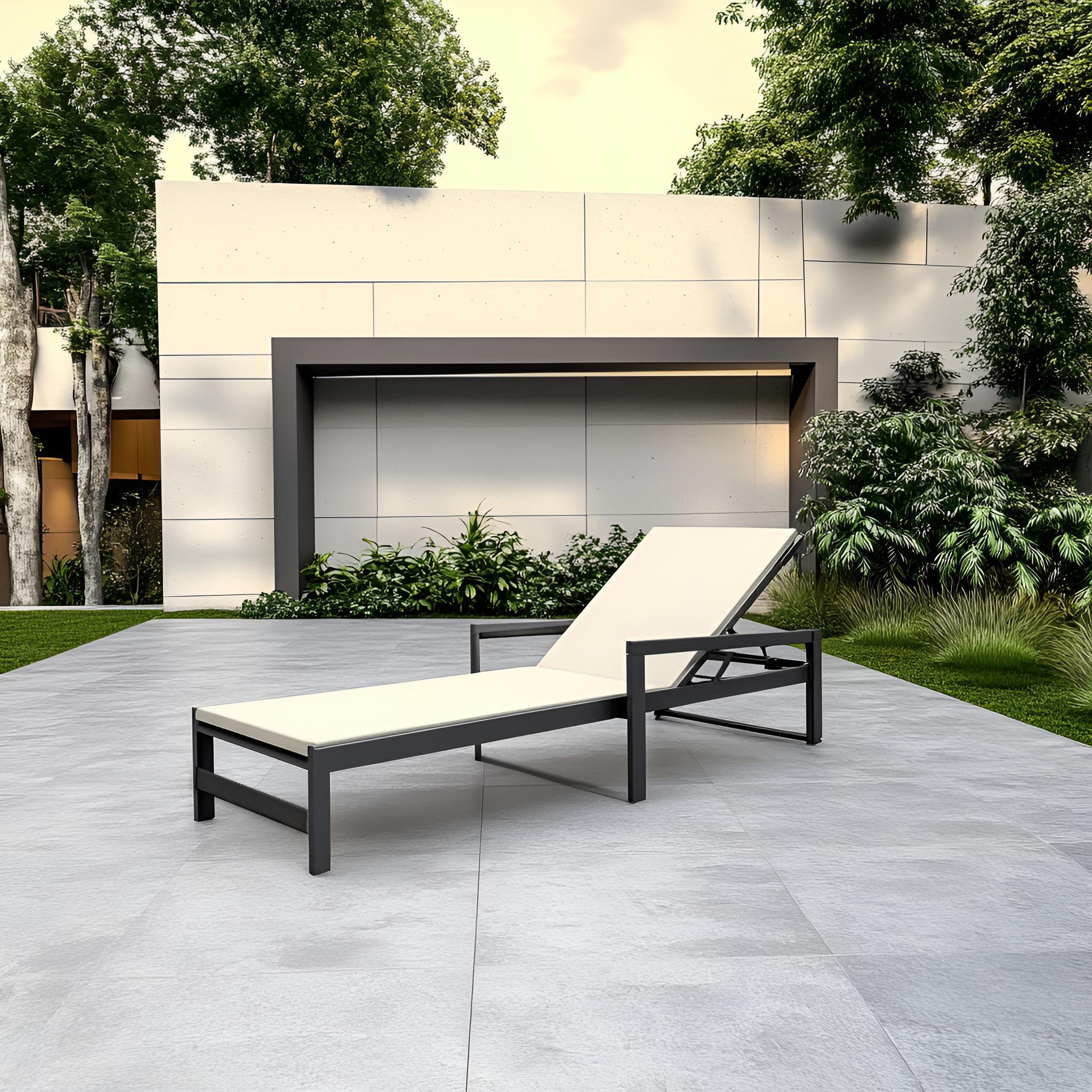 chaise lounger (1)