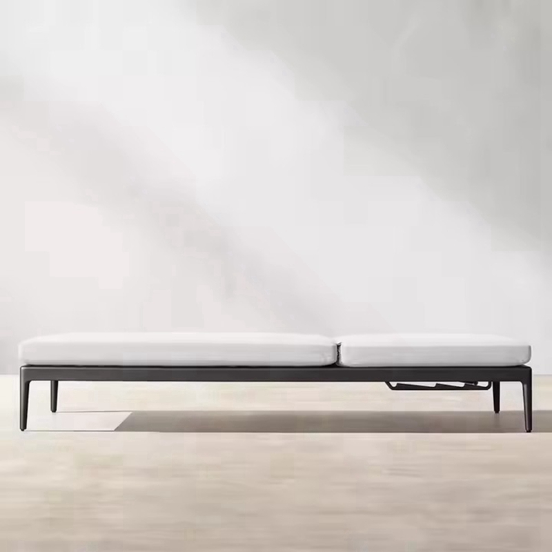 patio lounge chair.jpg