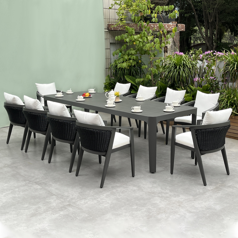 black outdoor dining set (2).jpg