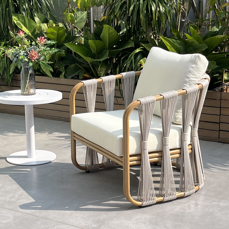 front porch chairs (3).jpg