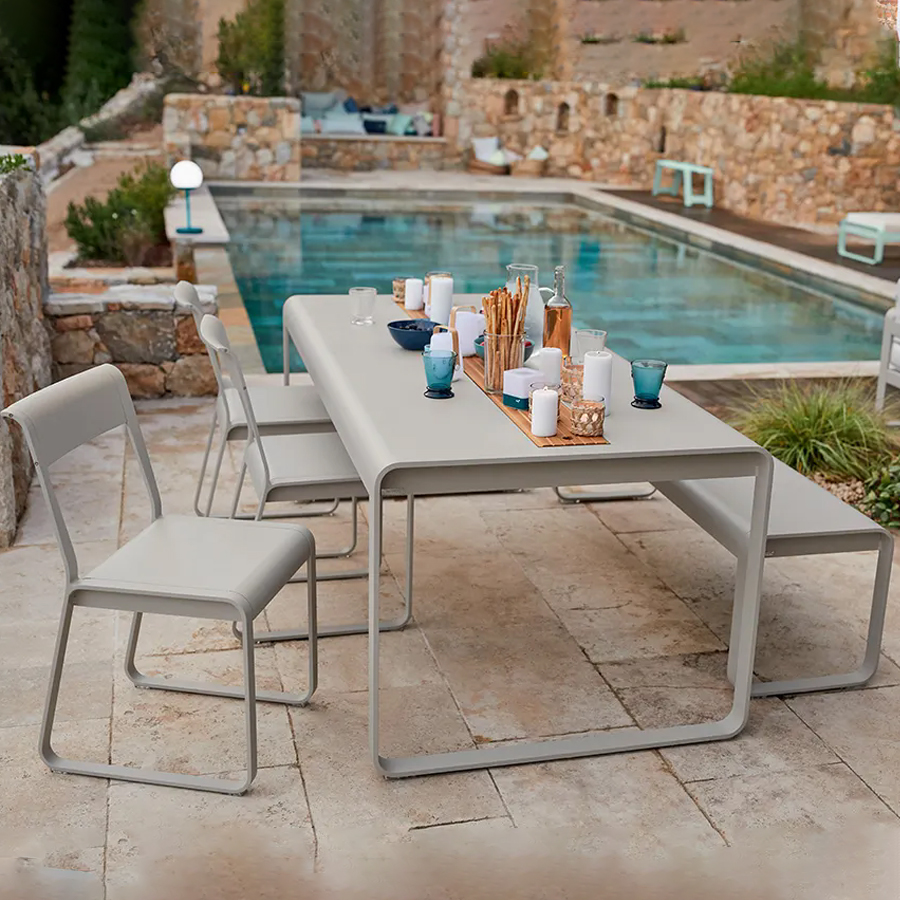 garden table and chairs (2).jpg