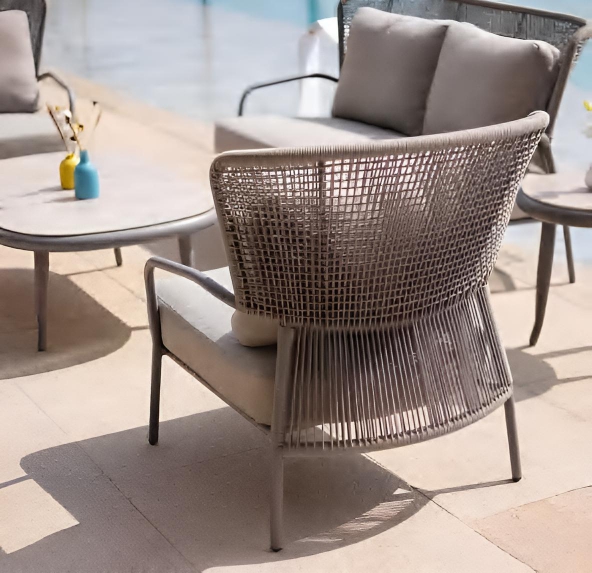 backyard furniture (3).jpg