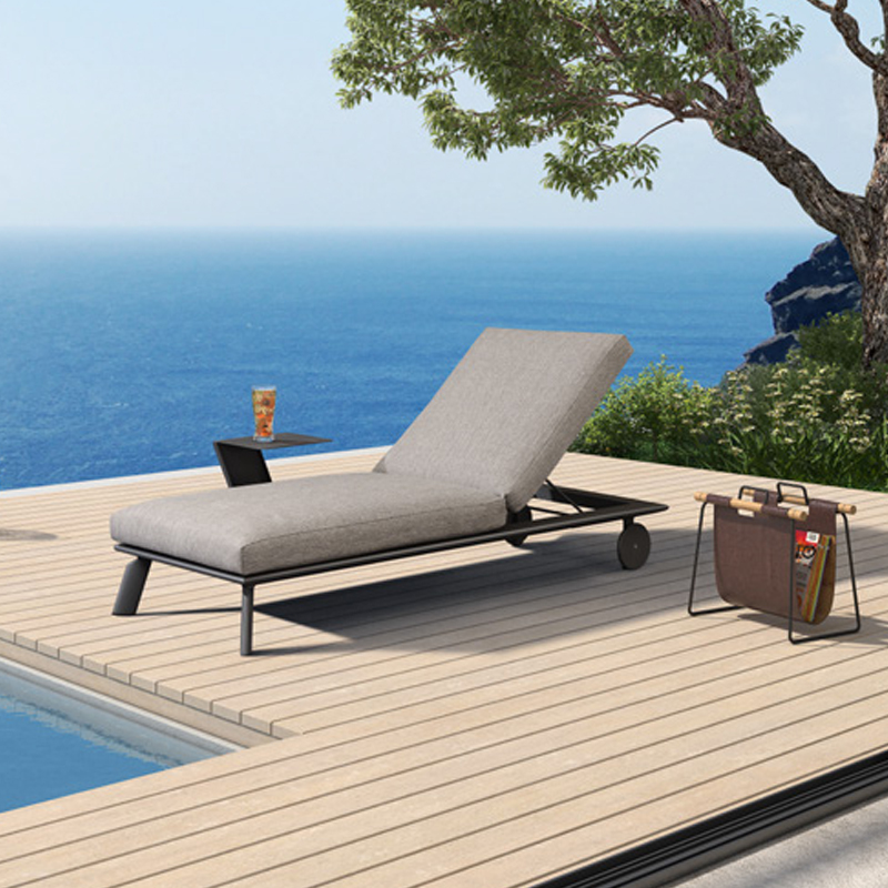 garden loungers.jpg