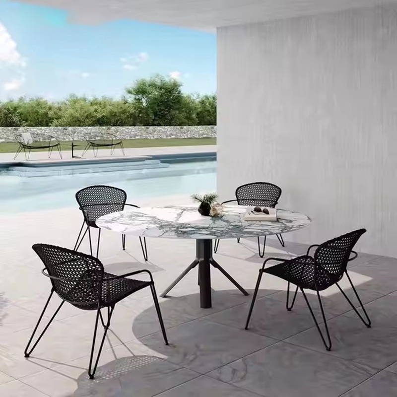 outdoor dining sets for 4.jpg