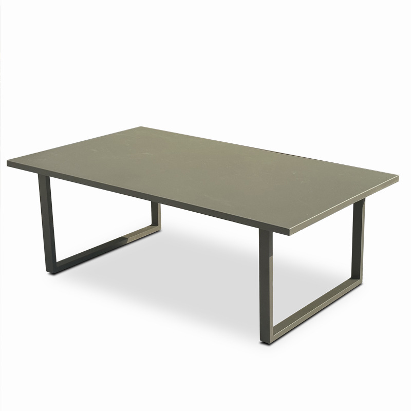outdoor table and chairs (6).jpg