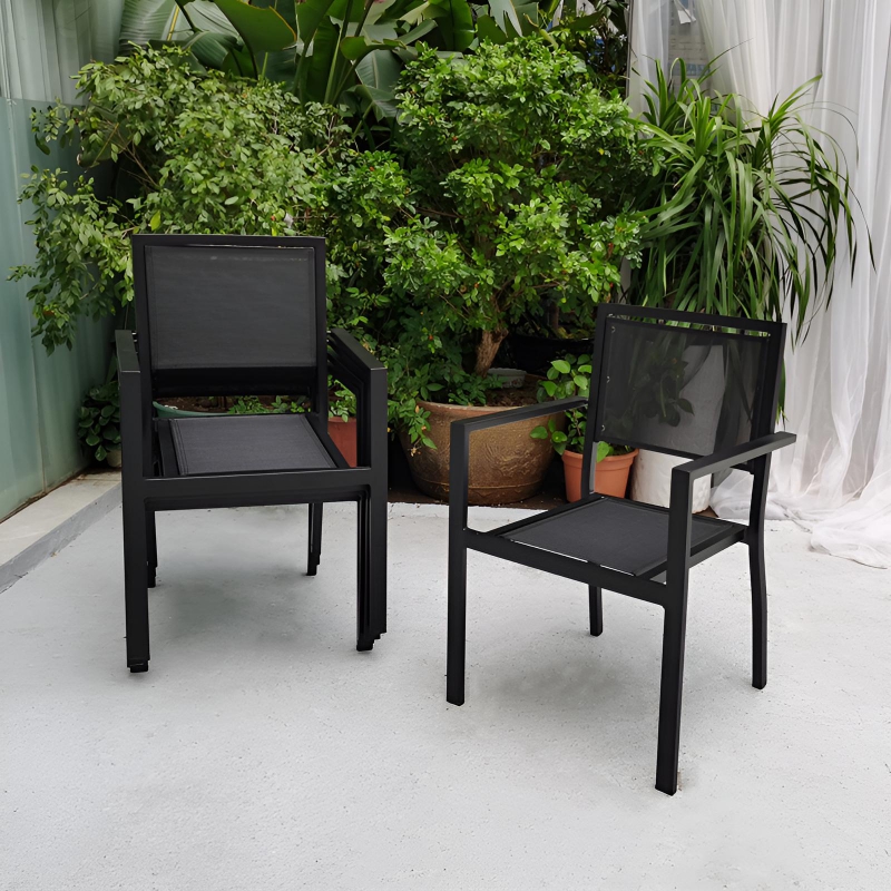 modern outdoor dining table (3).jpg