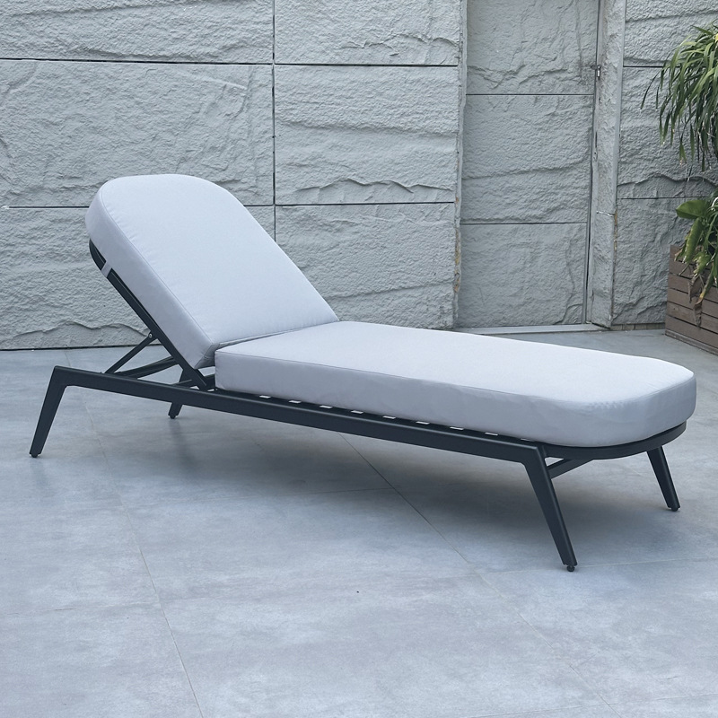 patio lounge furniture (2).jpg