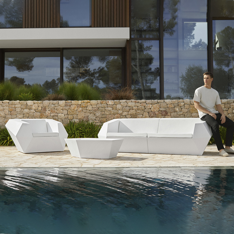 resin outdoor furniture (2).jpg