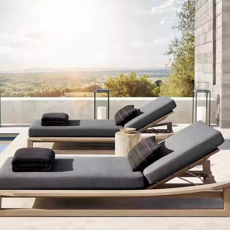 outdoor recliner.jpg