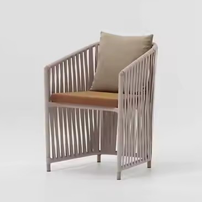 outdoor dining chairs.jpg