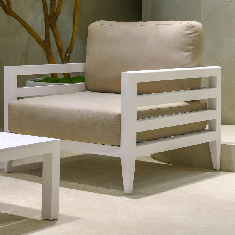 cast aluminum outdoor furniture (2).jpg