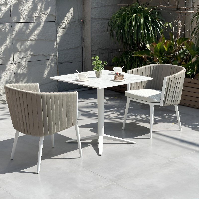 round outdoor dining table (2).jpg