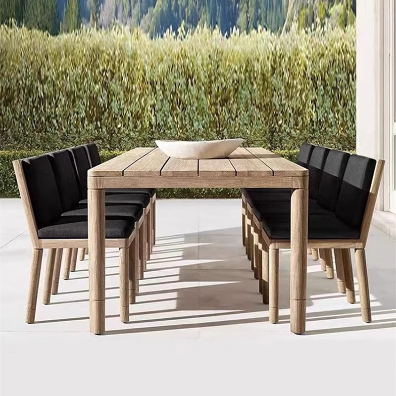 garden table and chairs.jpg