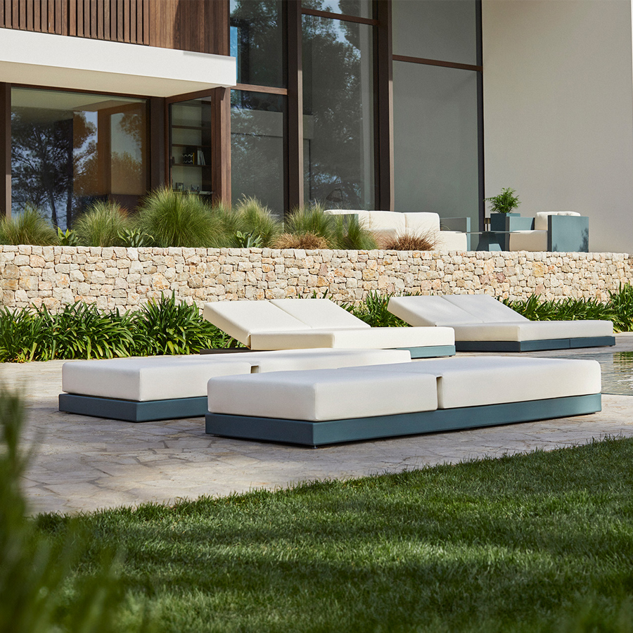 outdoor lounge furniture (3).jpg